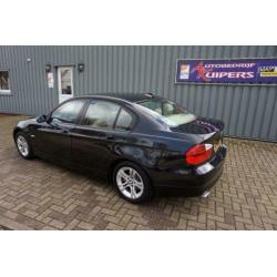 BMW 3 Serie 318i Business Line Clima.Navi.Cruise.Lm.velgen.P