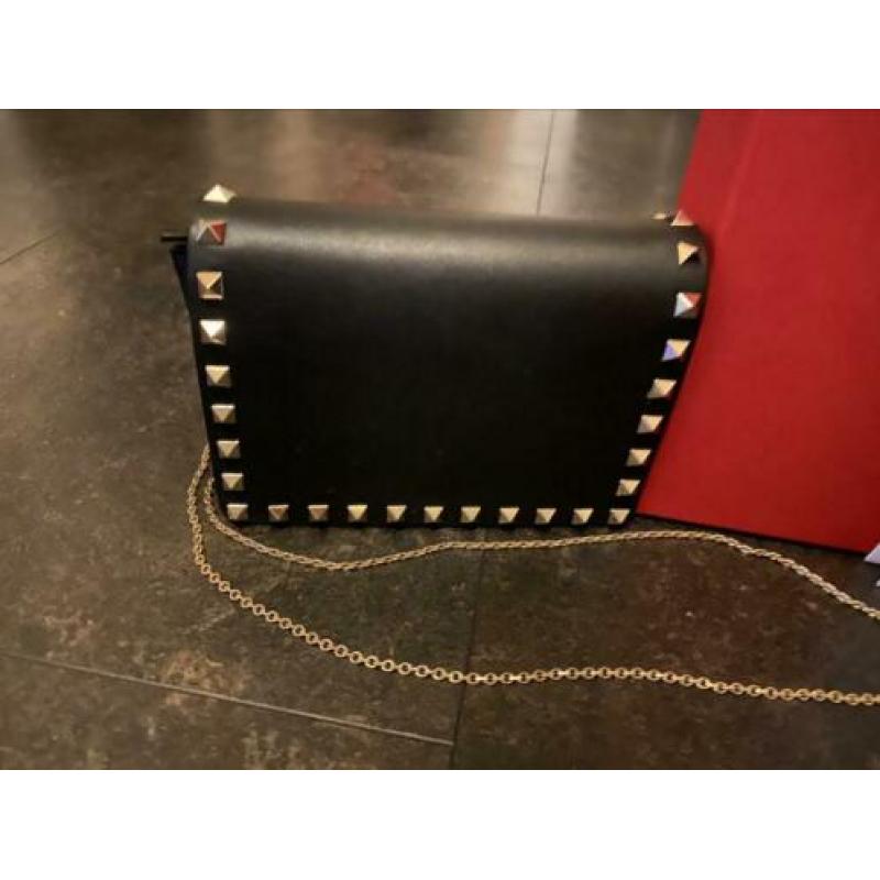 Originele Valentino Rockstud Calfskin Chain Pouch te koop