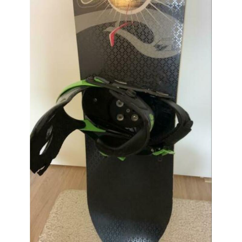 F2 snowboard 1.60m incl bindingen