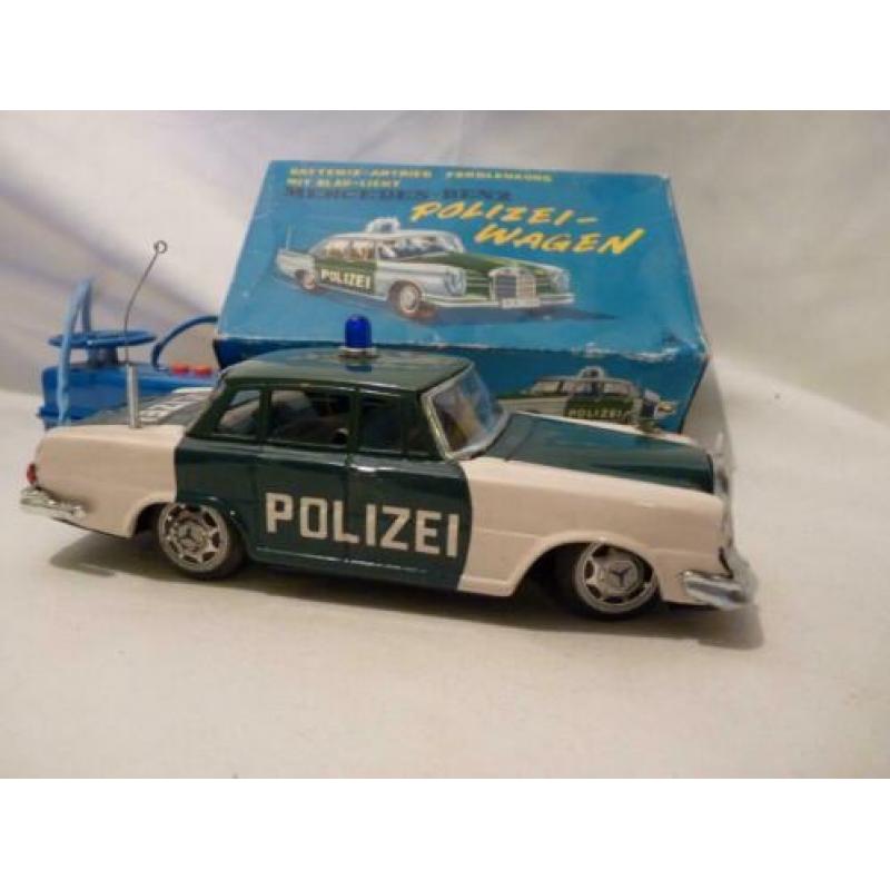 Blikken politie wagen Jr. 60 Made in Japan