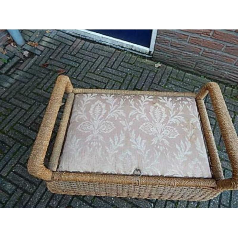 Oude Naaimand - Vintage Antiek Brocante Landelijk