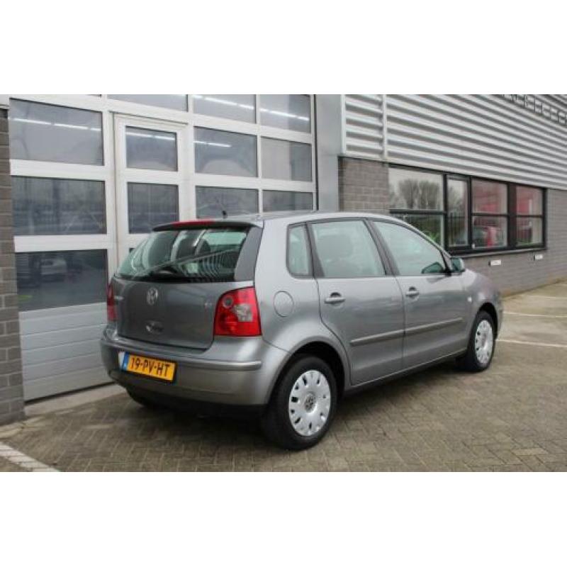 Volkswagen Polo 1.4-16V Athene Airco Cruise 5 Deurs N.A.P.