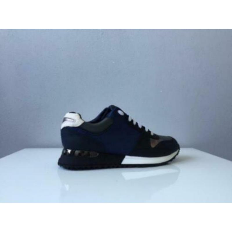 Originele Louis Vuitton Sneakers LV Blauw Leer Runners B