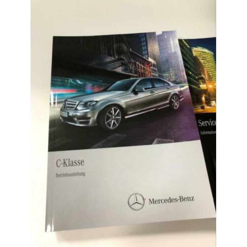 Mercedes C-klasse boekjes / onderhoud 2010-2014 model