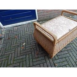 Oude Naaimand - Vintage Antiek Brocante Landelijk