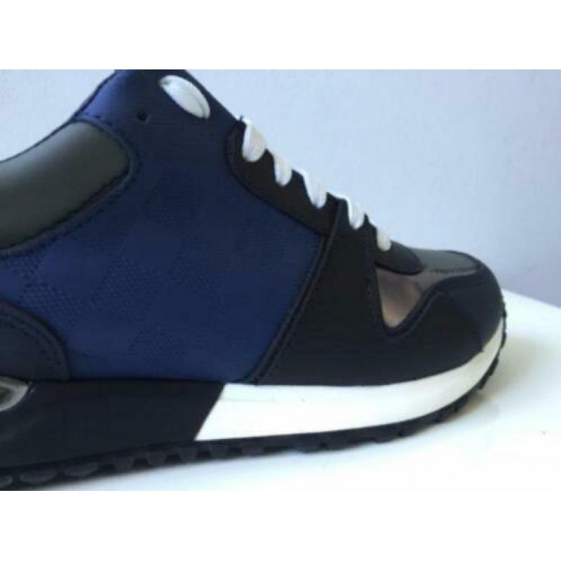 Originele Louis Vuitton Sneakers LV Blauw Leer Runners B