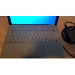 Microsoft Surface Pro, i5, 8GB ram, 256GB ssd 4G/LTE, ZGAN