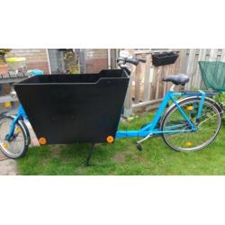 Bakfiets, net opgeknapt