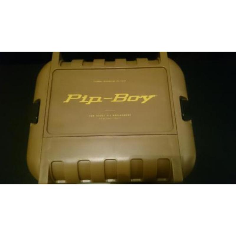 Ps4 + Fallout 4 pip-boy edition